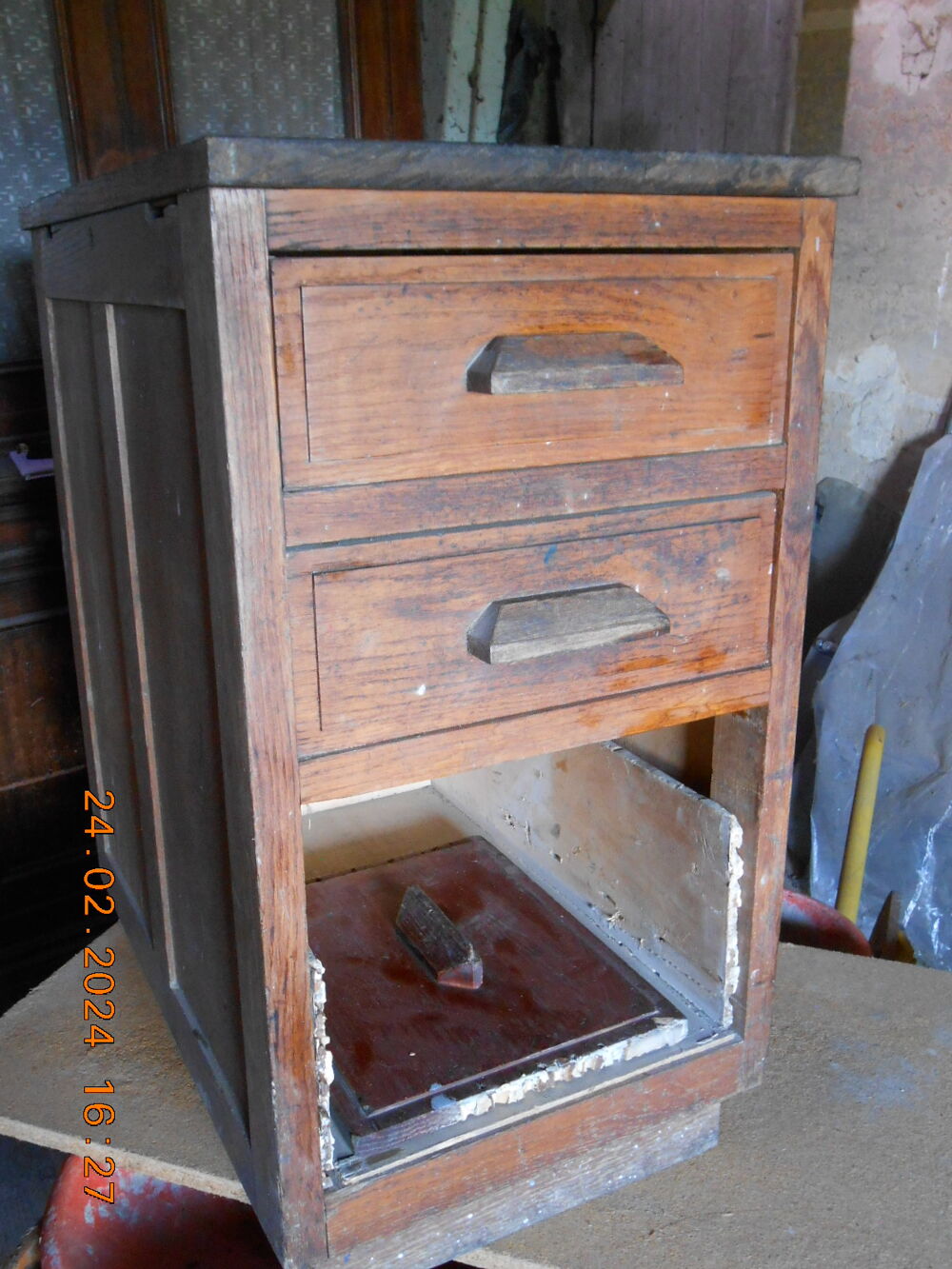 MEUBLE ANCIEN 3 TIROIRS Meubles