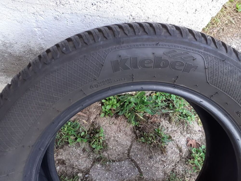4 pneus HYVER KLEBER Bricolage