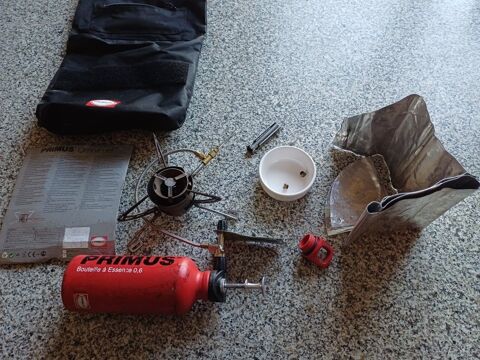 r�chaud de randonn�e Primus (essence, p�trole, ...) 100 Figeac (46)