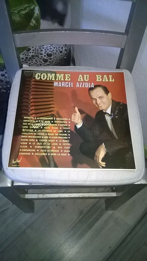 Vinyle Marcel Azzola
Comme Au Bal
Excellent etat
Double a 10 Talange (57)