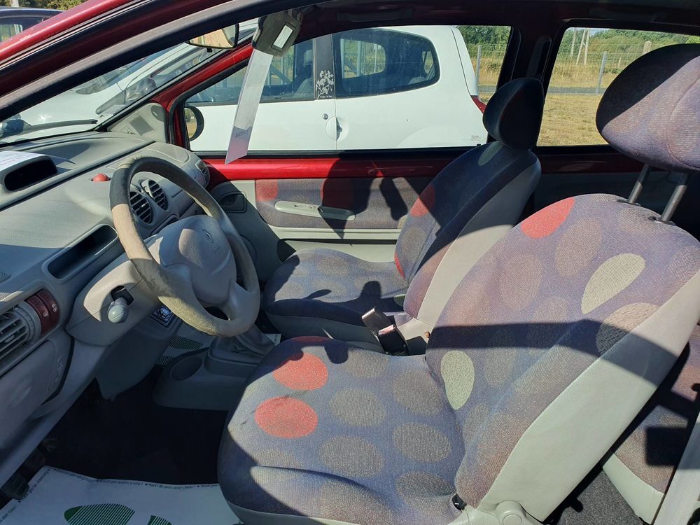 Twingo 1.2i 2000 occasion 86600 Coulombiers