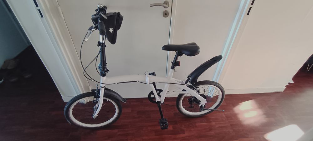 V&eacute;lo pliant neuf Vlos