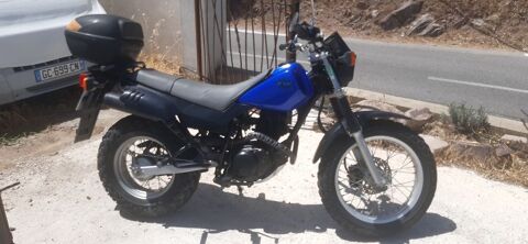 Moto YAMAHA 2001 occasion La Crau 83260