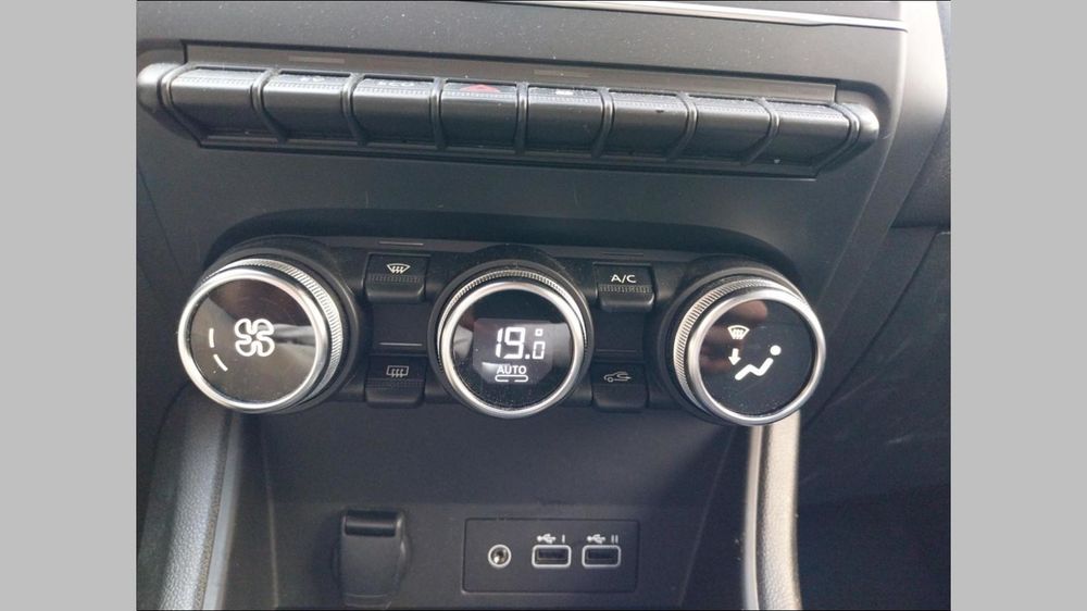 Captur E-Tech full hybrid 145 Evolution 2023 occasion 92140 Clamart