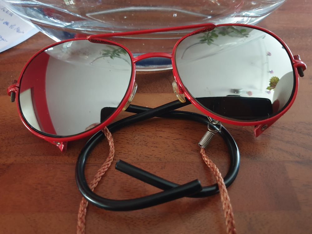 Lunettes Julbo rouge vintage Sports