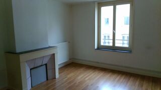  Appartement à louer 3 pièces 87 m²