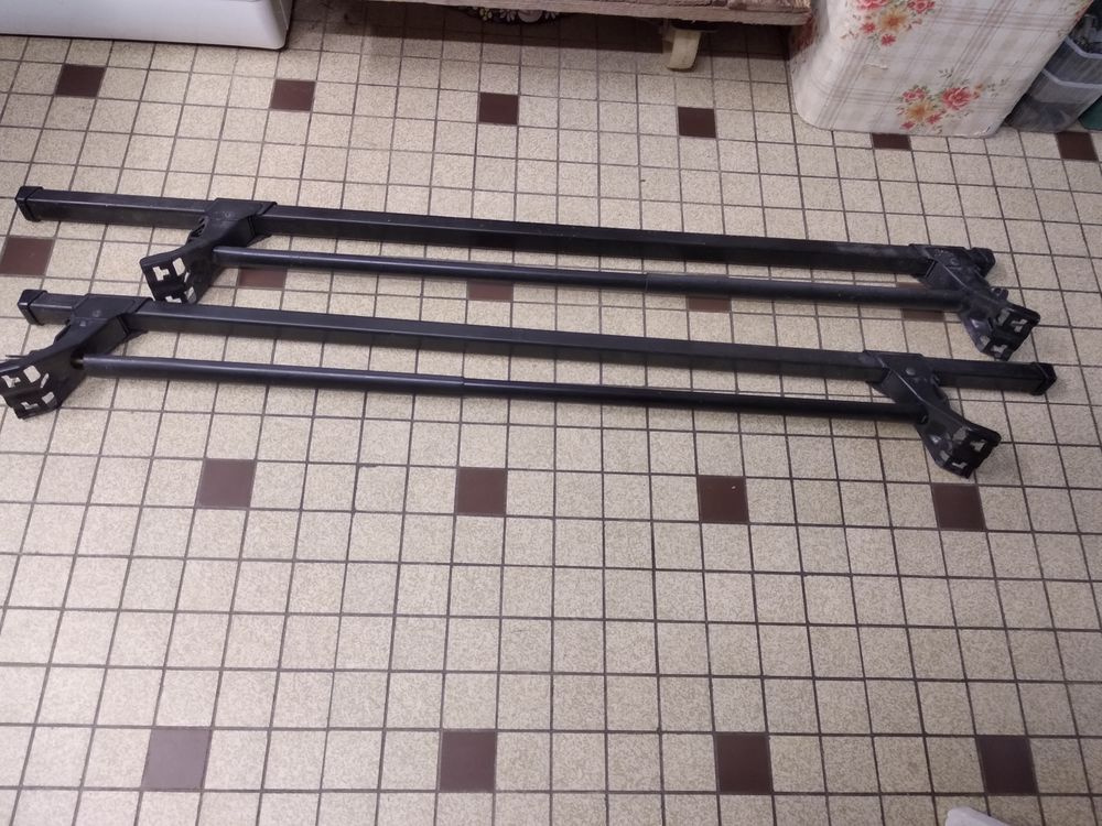 Barres de toit pour v&eacute;hicules anciens Bricolage