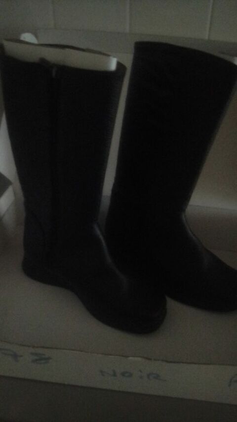 Botte  Femme . 35 Saint-Etienne (42)