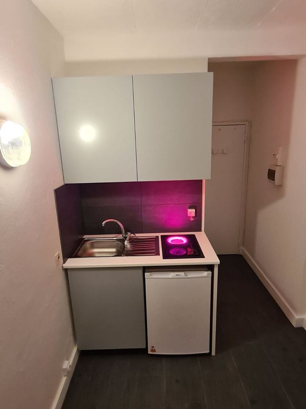 Vente Appartement Chambre meublée située 1ér étage vendue libre ou occupée Saint-cloud