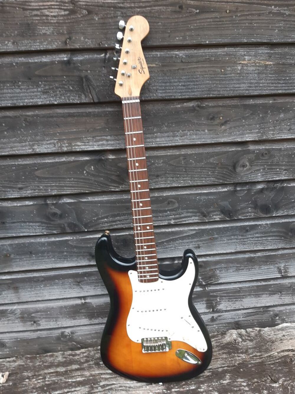 Guitare electrique fender squier bullet stratocaster Instruments de musique