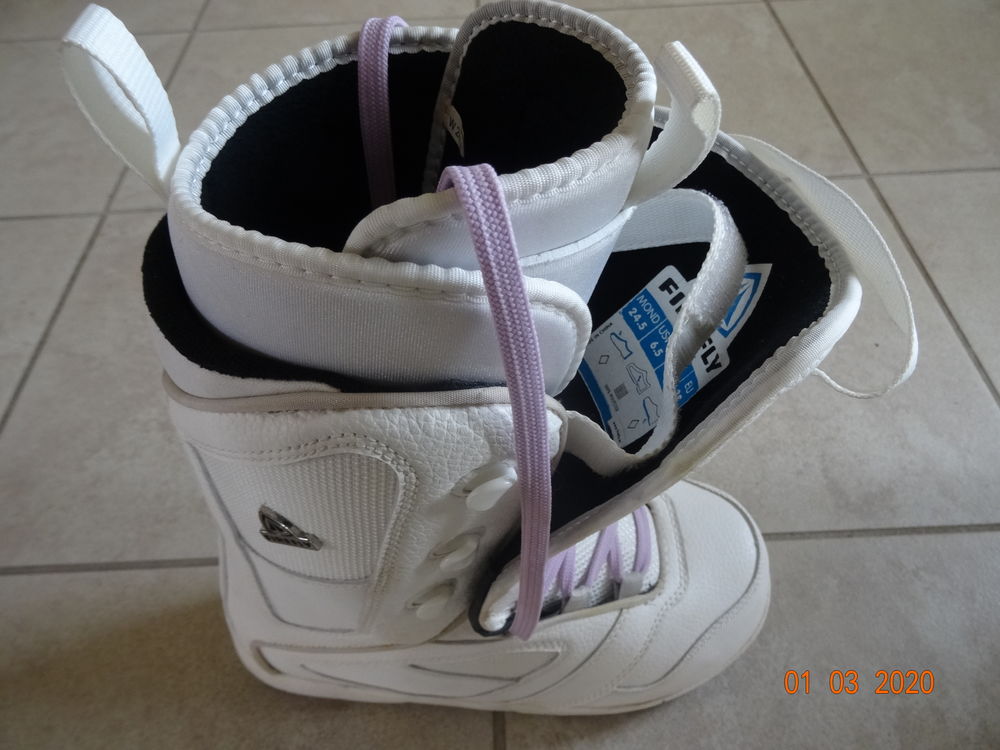 BOTTES SNOW NEUVES T 38.FIREFLY. Sports