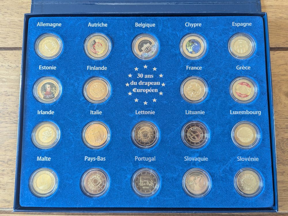 Coffret 30 em anniversaire drapeau europ&eacute;en pi&egrave;ces 2 euros 