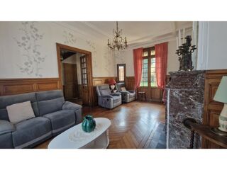  Maison � vendre 10 pi�ces 268 m�