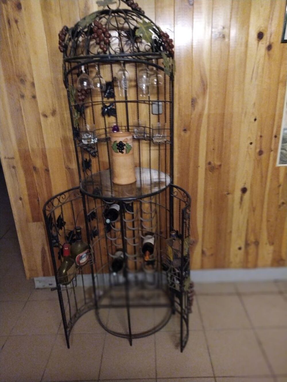 Meuble bar fer forg&eacute; Décoration