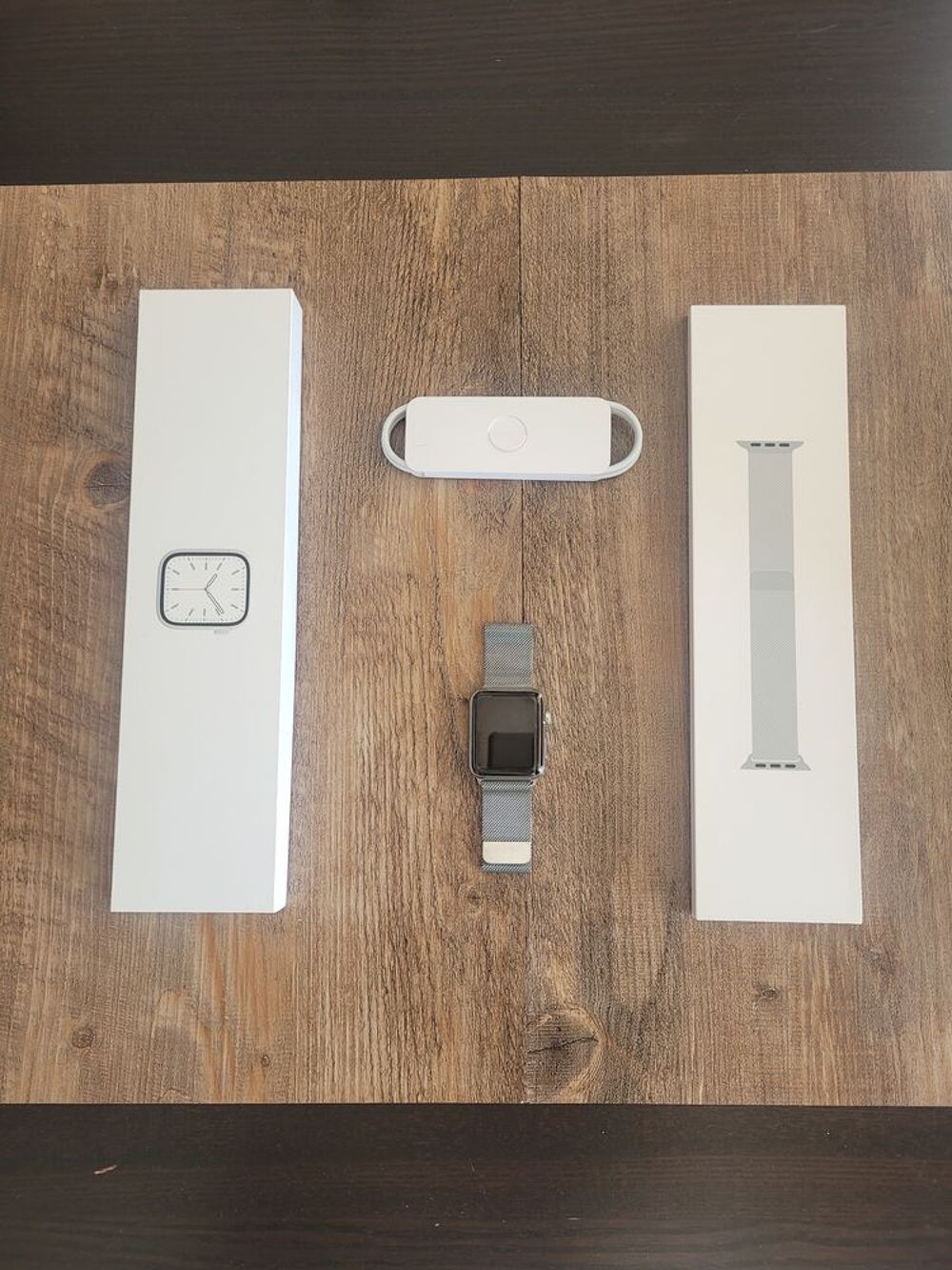 MONTRE APPLE WATCH SERIE 3 MILANAIS Bijoux et montres