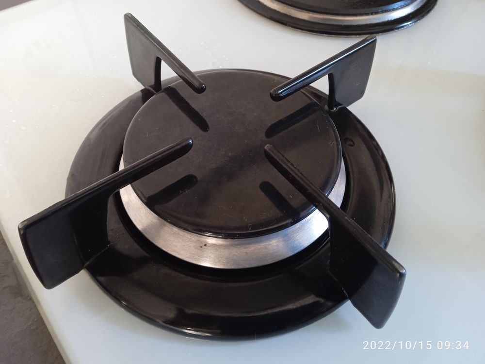 Table de cuisson &eacute;quip&eacute;e butane Electroménager