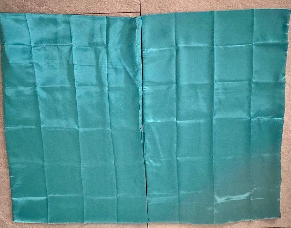 2 taies d'oreiller neuve en satin 50x75 couleur vert d'eau Décoration