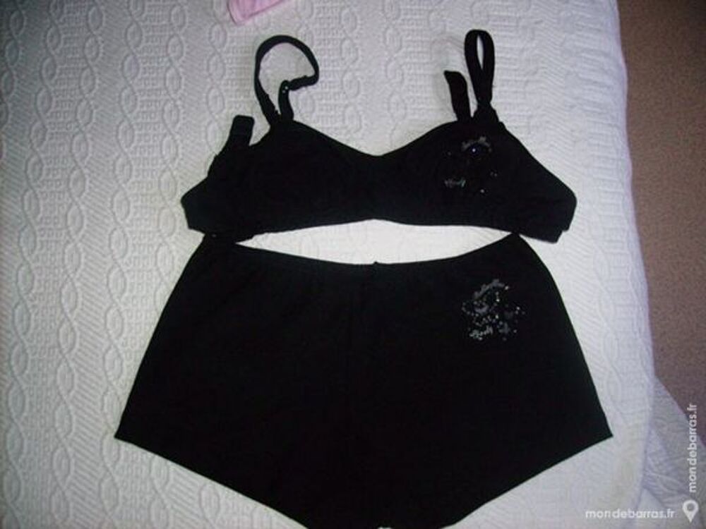 soutien gorge 75 A noir neuf Vêtements