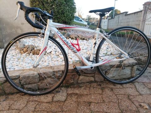 VELO DE COURSE MARQUE SPECIALISED ALUMINIUM 500 Saint-Jury (81)