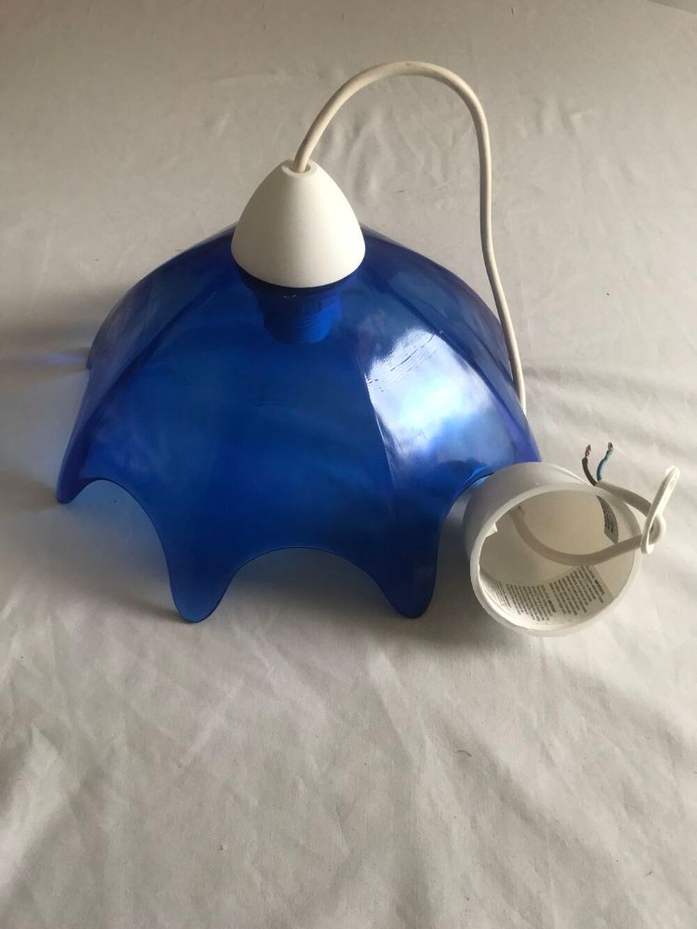 Lustre cloche en verre bleu Décoration