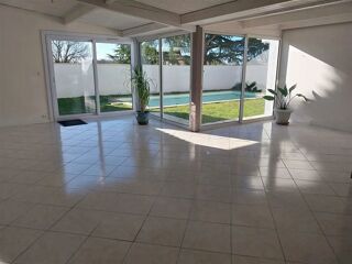  Maison � vendre 6 pi�ces 195 m�
