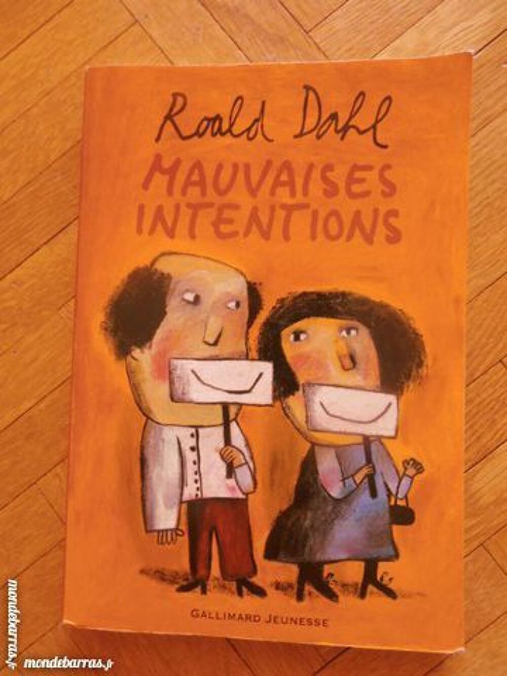 Mauvaises intentions (1) Livres et BD