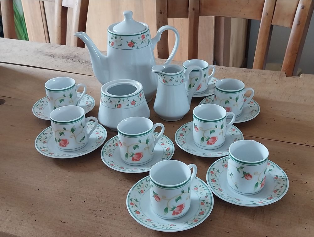 Service caf&eacute; 20 pi&egrave;ces ChrissG.Collection Porcelaine Décoration