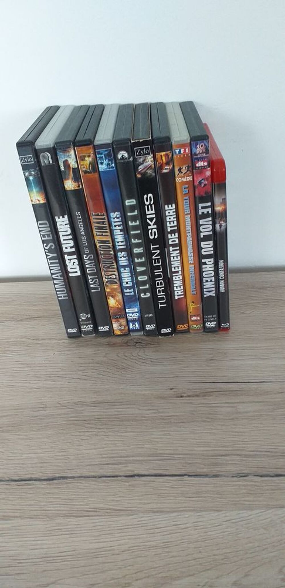 lot 4 de 11 dvds DVD et blu-ray