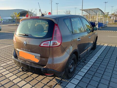 Renault Sc&eacute;nic III Scenic III dCi 105 eco2 Privil&egrave;ge 2010 occasion Saint-Cyr-en-Val 45590