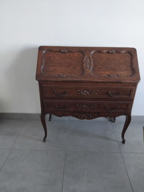 Secrétaire ancien style Louis XV  bois sculpté Saint-Malo (35)