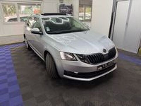 Octavia Combi 2.0 TDI 150 ch SCR DSG7 CLEVER (7 CV) 2019 occasion 69120 Vaulx-en-Velin
