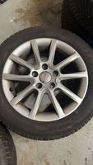 Pneu voiture - roue  occasion 77000 Melun