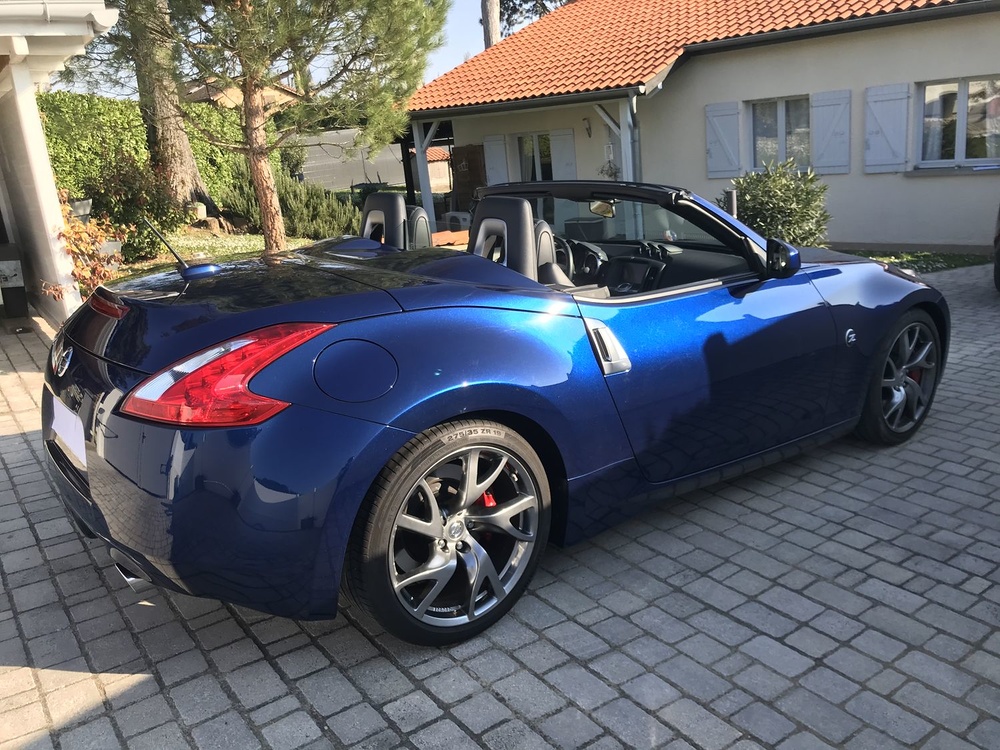 370 Z 370Z Roadster 3.7 V6 328 BVA7 Pack 2017 occasion 01600 Tr&eacute;voux
