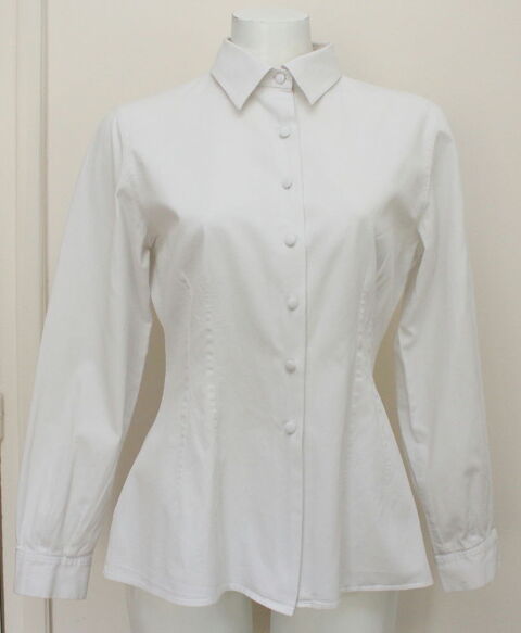 Chemise blanche ANNE FONTAINE 
T.3 80 Issy-les-Moulineaux (92)