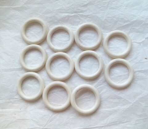 11 anneaux en bois blanc 4 cm 3 Villeurbanne (69)