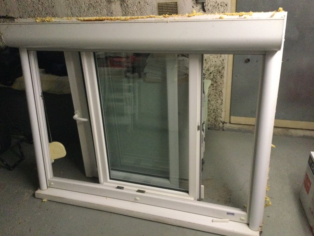 3 fen&ecirc;tres PVC avec persiennes Bricolage