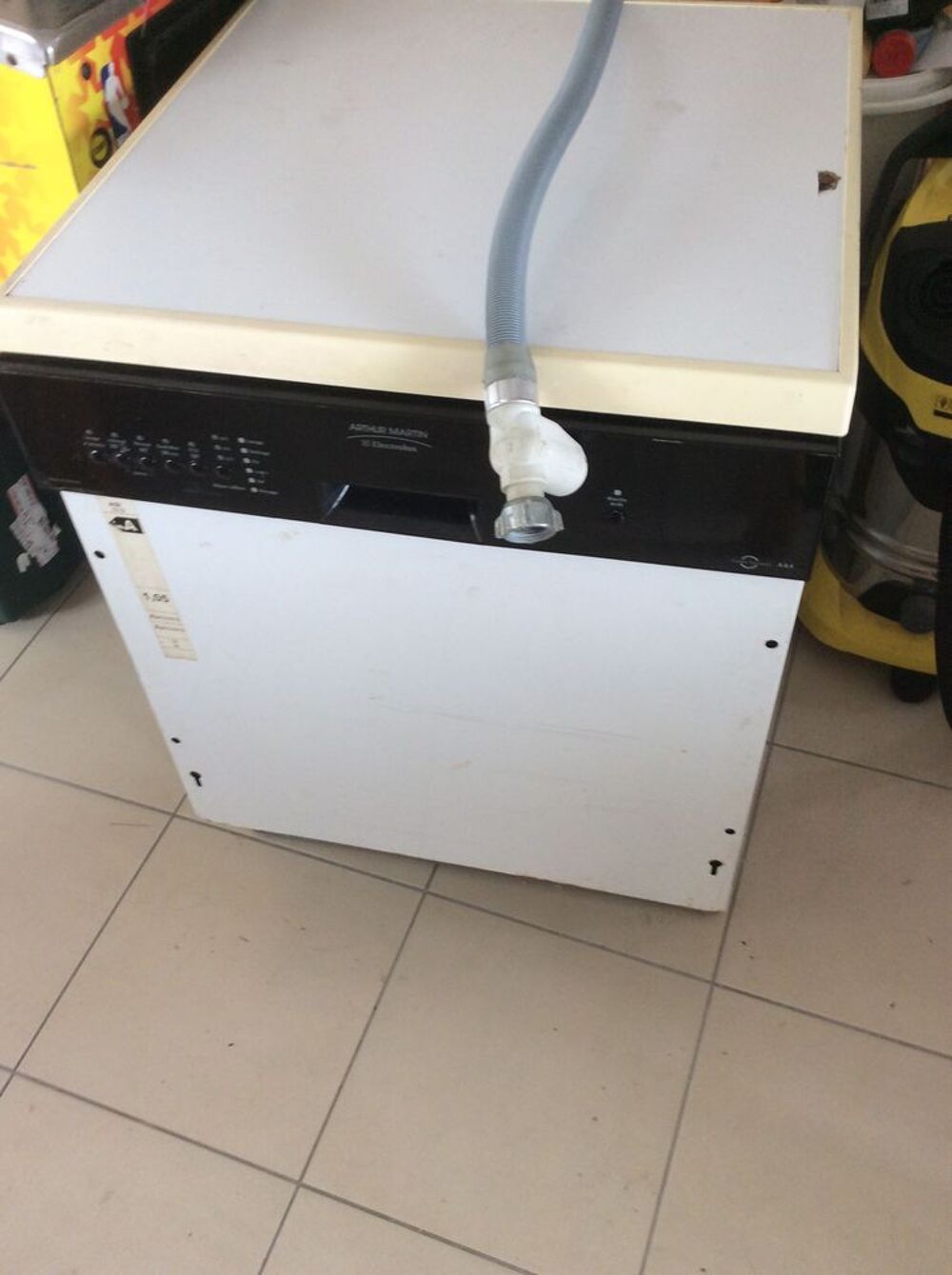  Lave-vaisselle Arthur Martin Electrolux de 14 couverts 
Electroménager