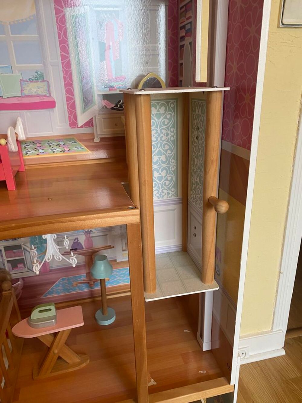 Maison de poup&eacute;es / Barbie Jeux / jouets