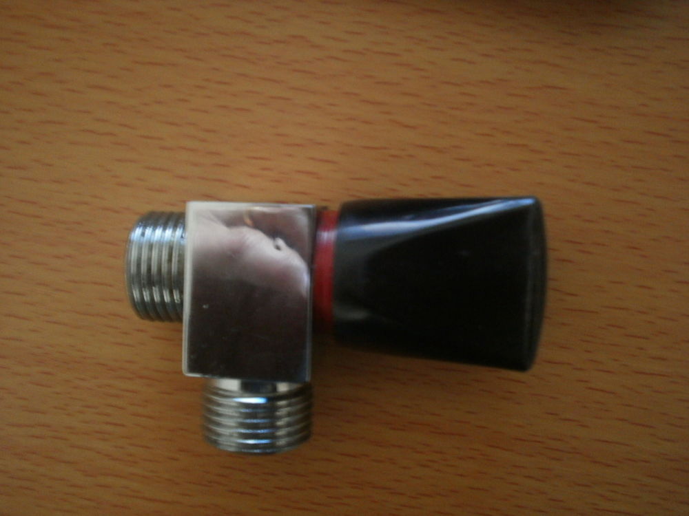 robinet pour machine a laver Electroménager