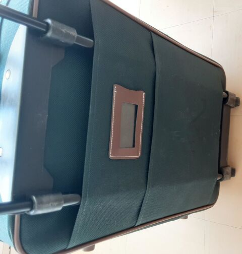 Valise à 2 roulettes, comme neuve. 15 Pontoise (95)