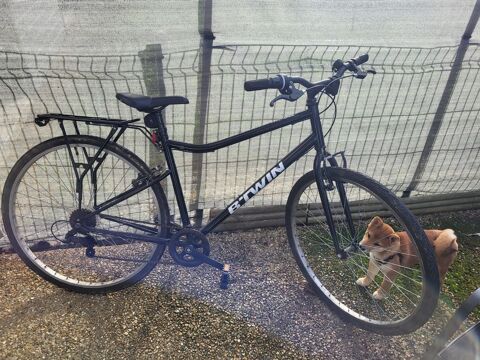 Achetez velo marque quasi neuf annonce vente Vannes 56