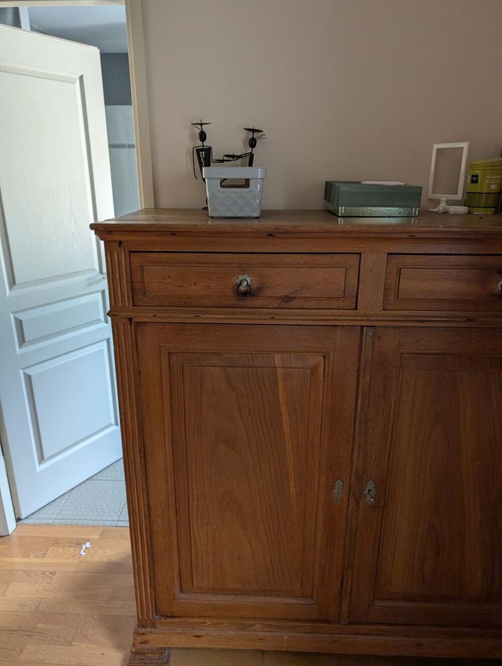 Buffet ancien en bois ? H&eacute;ritage familial, parfait &eacute;tat Meubles