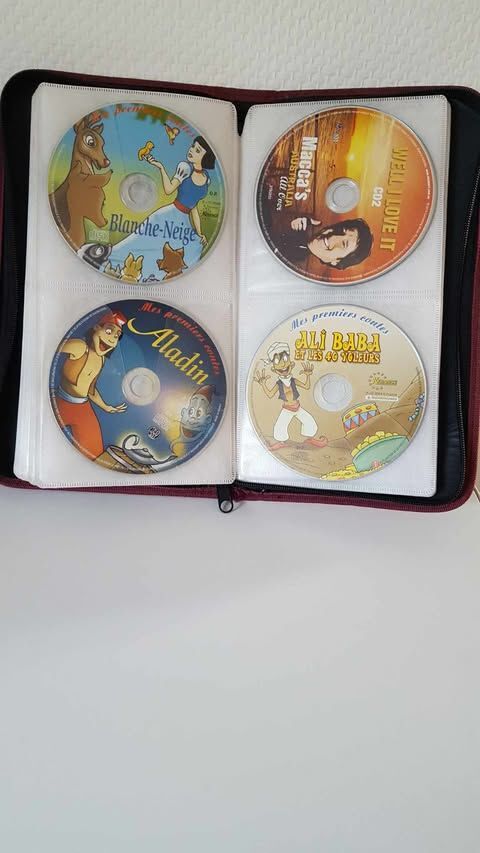   Pochette de 48 DVD pour enfants contes musique N�1343 10 Beaune (21)