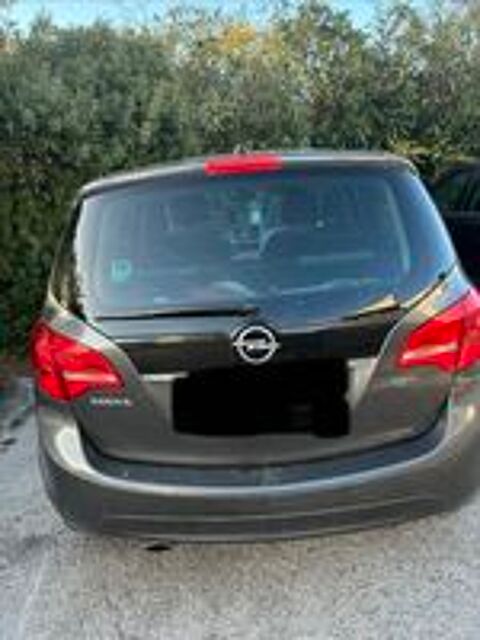 Meriva 1.7 CDTI - 110 FAP Cosmo 2010 occasion 34110 Frontignan