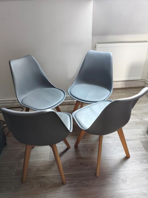 Lot de 4 Chaises Bourbourg (59)