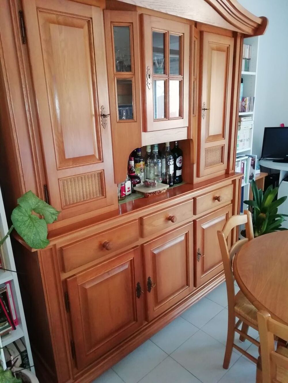 SALLE A MANGER Meubles