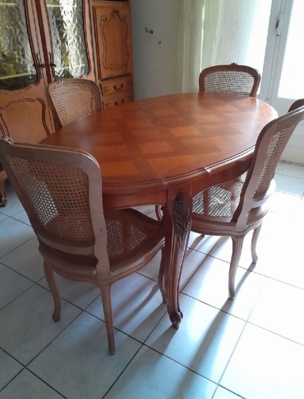 Table de salon style Louis Philippe Meubles