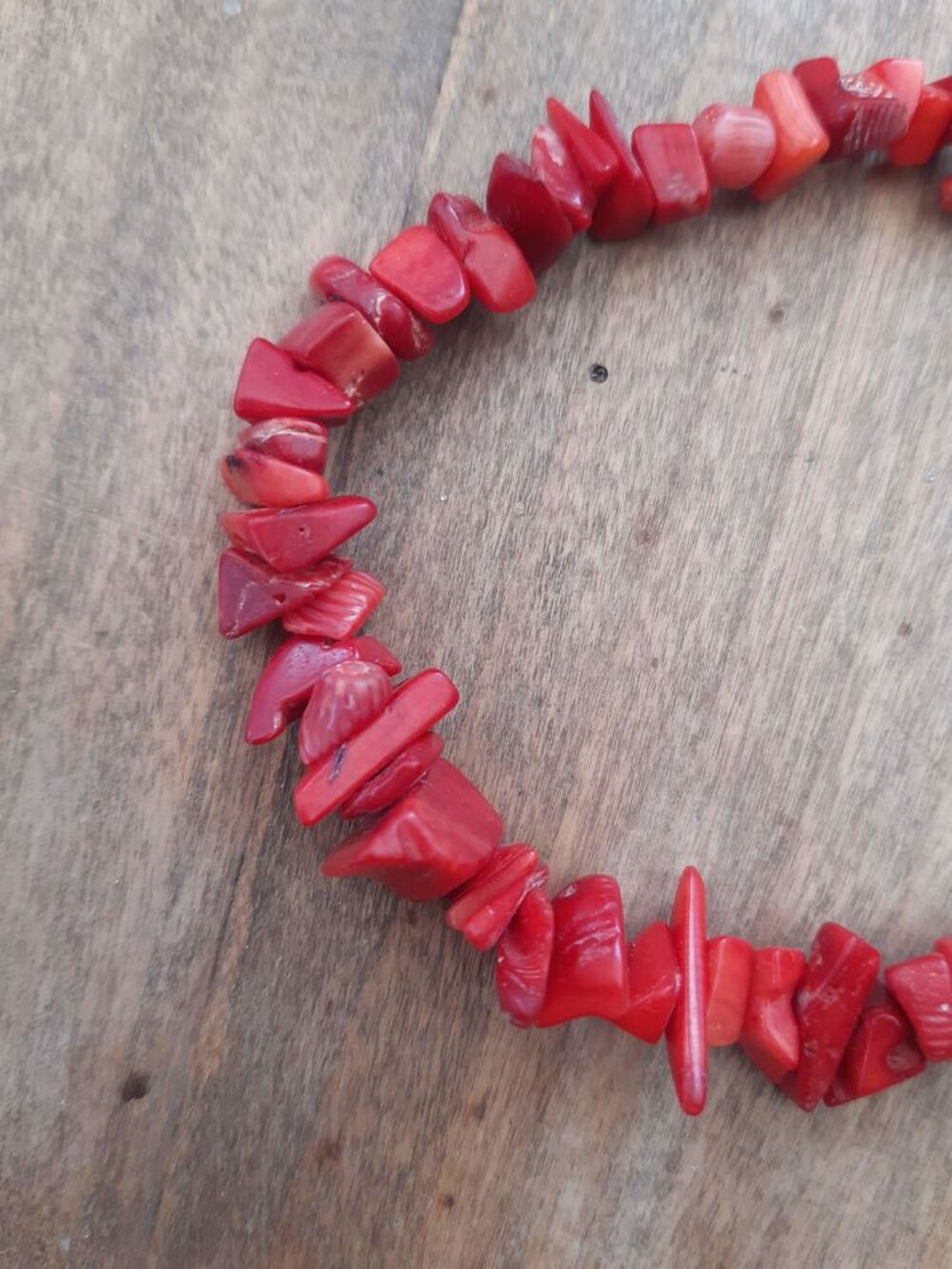 Collier en corail rouge Bijoux et montres