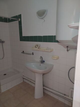  Appartement  louer 2 pices 30 m Toulon