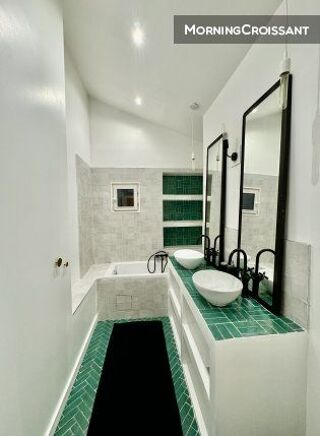  Appartement à louer 3 pièces 101 m²